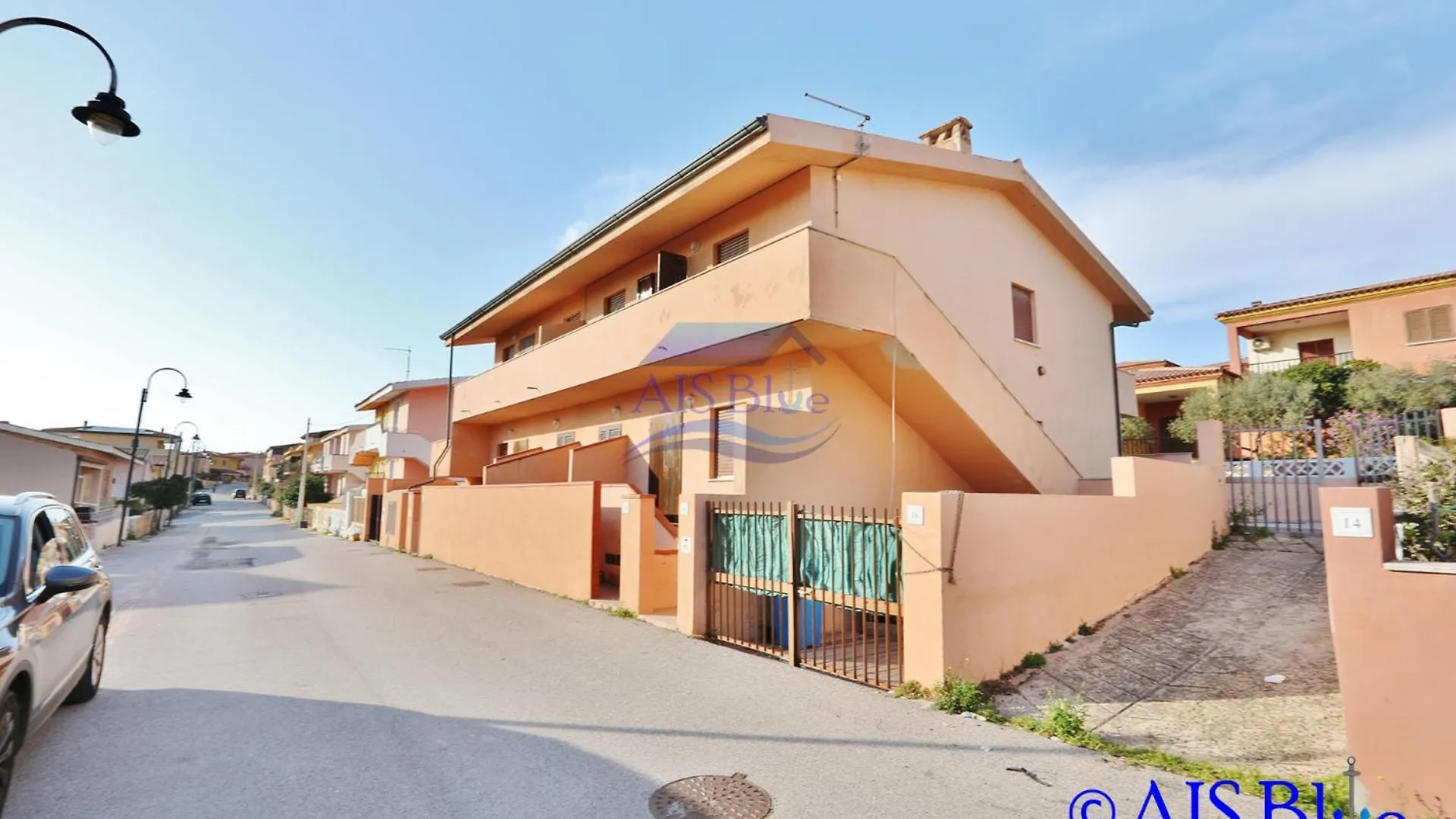 איזולה רוסה B18 La Peonia 120 Mt Dalla Spiaggia 0*, איזולה רוסה